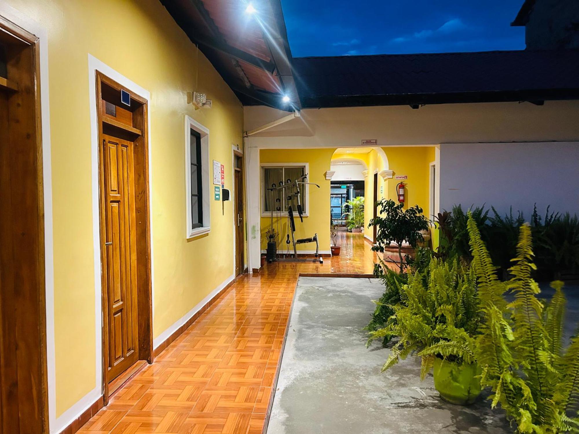 Hostal Quinta San Carlos Ibarra Exterior foto